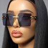 UV Protection Anti-Glare Sunglasses